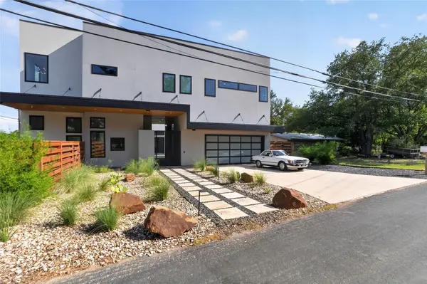 2009 San Juan DR, Austin, TX 78733