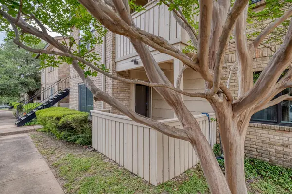 8210 Bent Tree RD #153, Austin, TX 78759