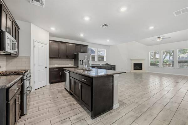 141 Sangaree DR, Buda, TX 78610