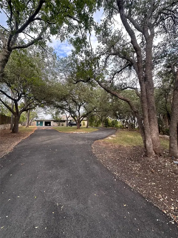 1302 Ridgecrest DR, Austin, TX 78746