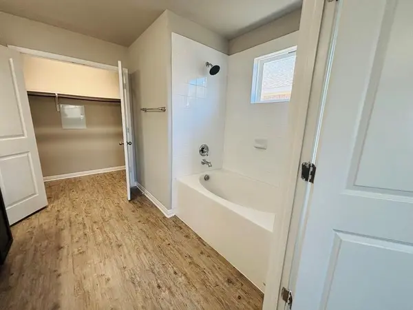 1309 Henry David DR, Pflugerville, TX 78660