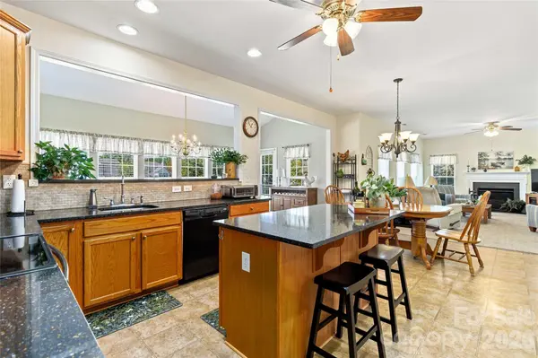 12702 Winget RD #82, Charlotte, NC 28278