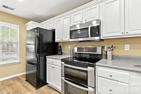 4829 Grier Farm LN, Charlotte, NC 28270