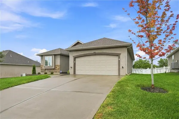 7524 N Eastern AVE, Kansas City, MO 64158