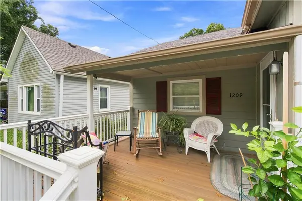 1209 High ST, Leavenworth, KS 66048