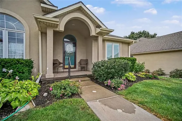 3010 Hirter DR, St Joseph, MO 64506