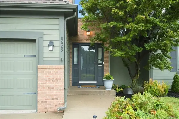 8625 N Dawn AVE, Kansas City, MO 64154