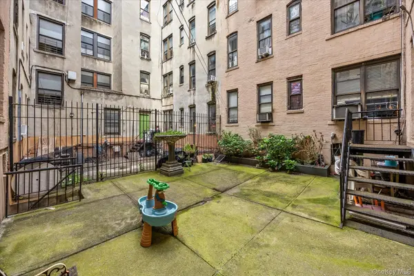 101 Linden ST #2F, Brooklyn, NY 11221