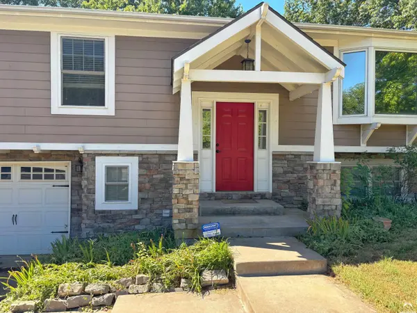 1125 Kasold DR, Lawrence, KS 66049