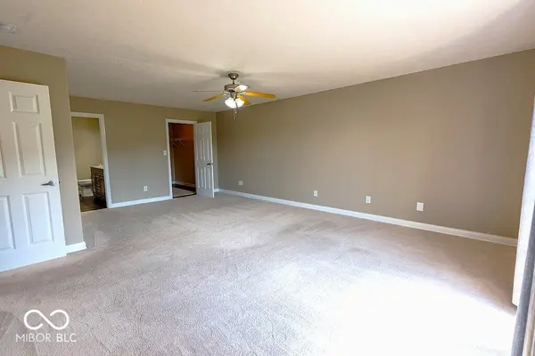 1362 Willow Walk Pkwy, Elwood, IN 46036