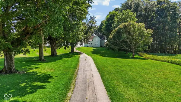 1499 Division RD, Franklin, IN 46131