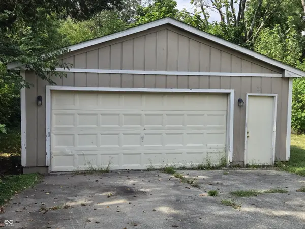 222 N Eaton, Indianapolis, IN 46219