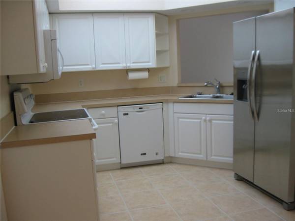6405 BAY CEDAR LN #26, Bradenton, FL 34203