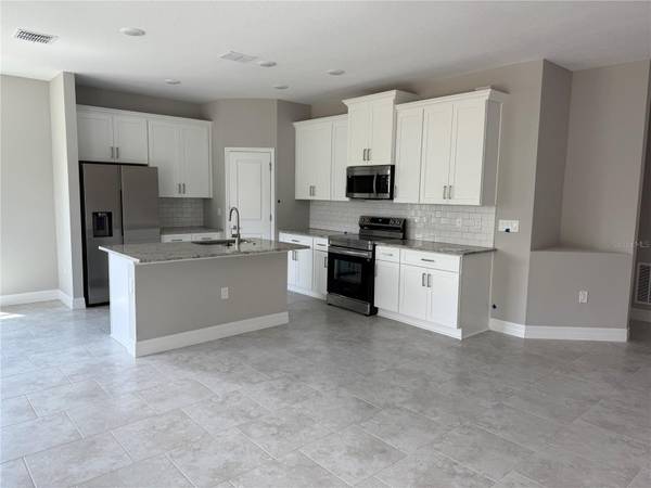 1412 MINNEAPOLIS AVE, North Port, FL 34286