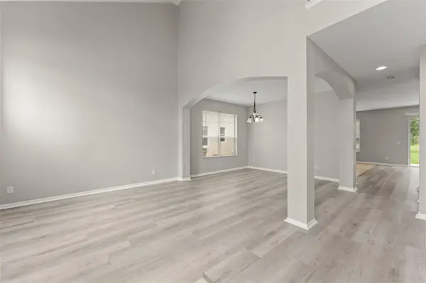 33411 TERRAGONA DR, Sorrento, FL 32776