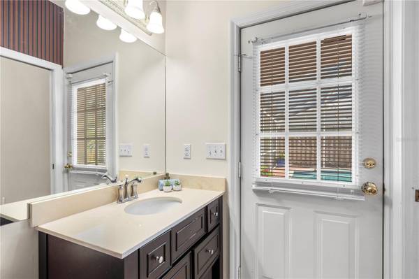 8746 TANTALLON CIR, Tampa, FL, 33647 photo 43