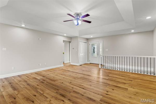 735 Skye View CT, Farmington, MO 63640