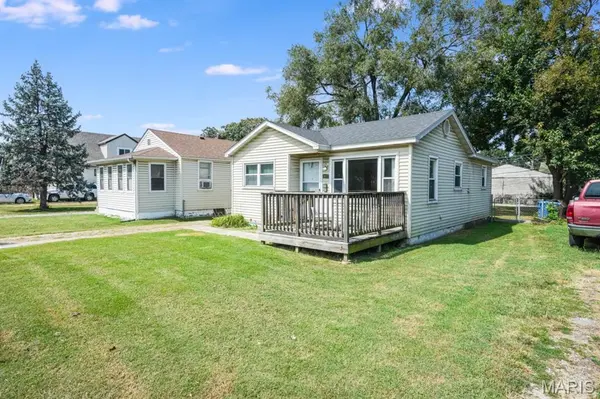 2627 Washington AVE, Granite City, IL 62040