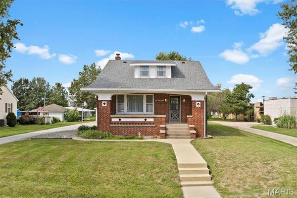 409 E Main ST, Alhambra, IL 62001