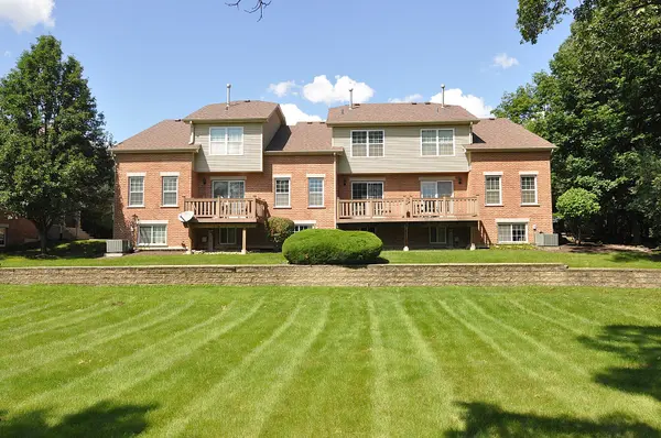 0S077 Kerry CT, Winfield, IL 60190