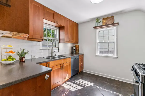 4116 Zenith AVE N, Robbinsdale, MN 55422