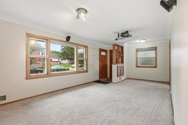 5132 4th ST NE, Columbia Heights, MN 55421