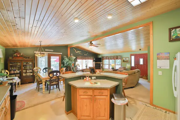 30801 427th ST, Aitkin, MN 56431