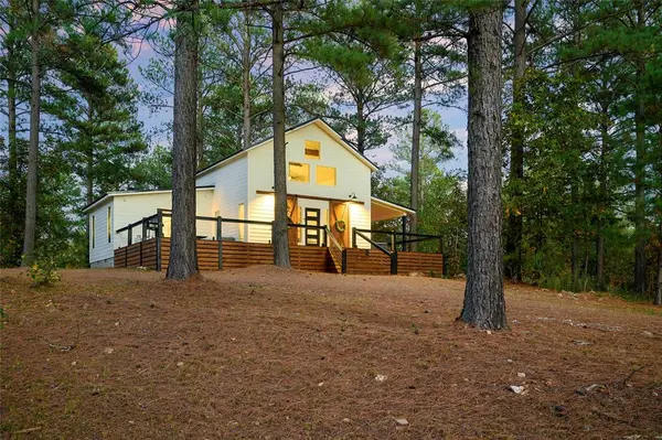 1010 W Eagle Mountain TRL, Broken Bow, OK 74728
