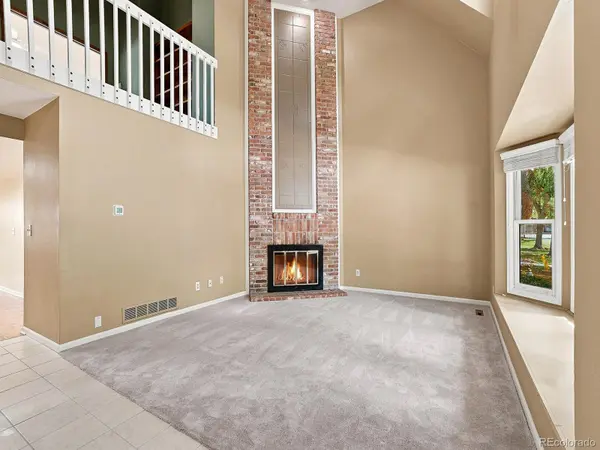 7712 S Cove CIR, Centennial, CO 80122