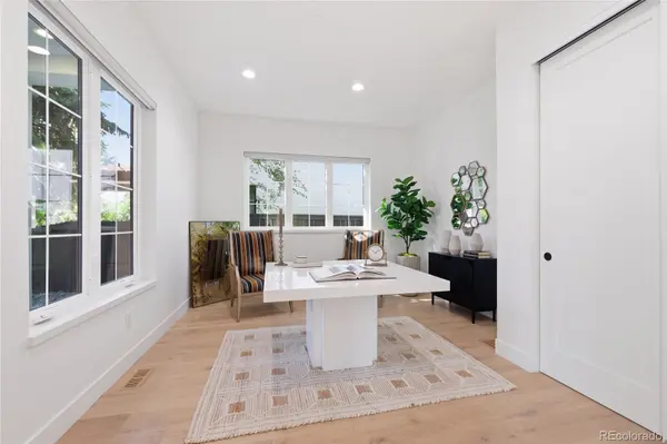 2339 S Saint Paul ST, Denver, CO 80210