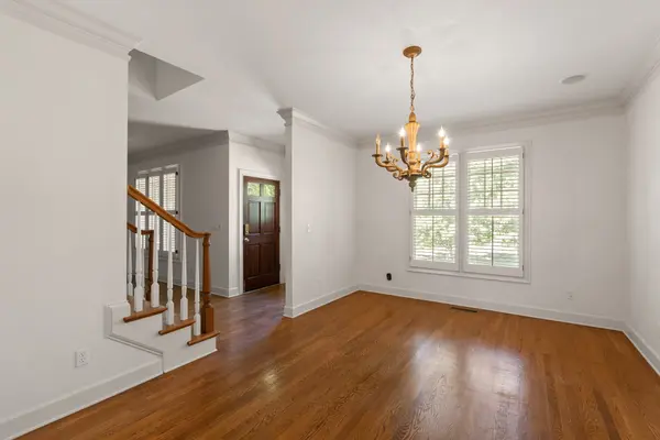 4412 Estes Rd, Nashville, TN 37215