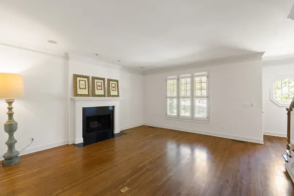 4412 Estes Rd, Nashville, TN 37215