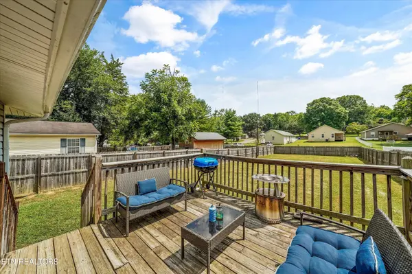 616 Mitchell Drive, Knoxville, TN 37912