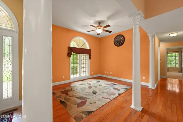 18 Mountain View Circle, Crossville, TN 38558