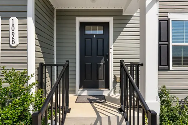 1098 Cone Blvd, Nashville, TN 37207