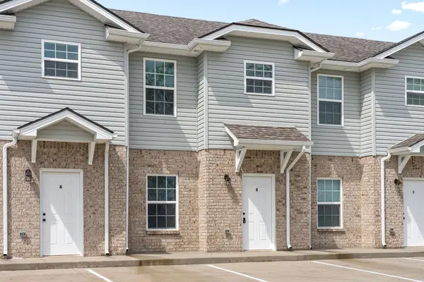 911 Crossland Ave #D, Clarksville, TN 37040