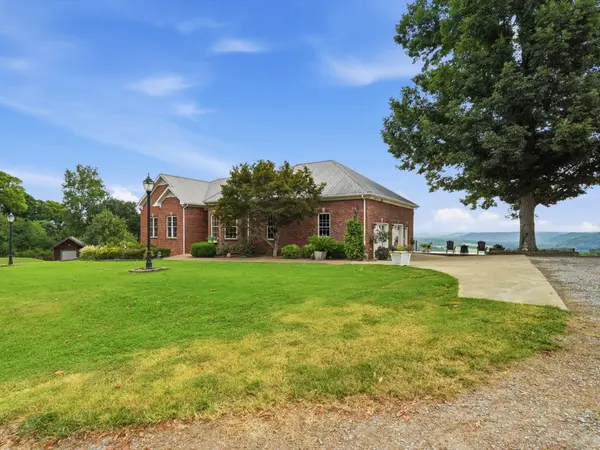 1094 Old Elkton Pike, Fayetteville, TN 37334