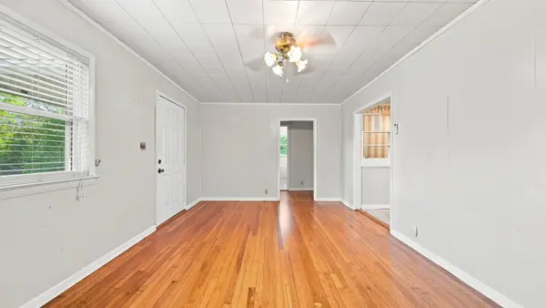 536 Runyan Dr, Chattanooga, TN 37405