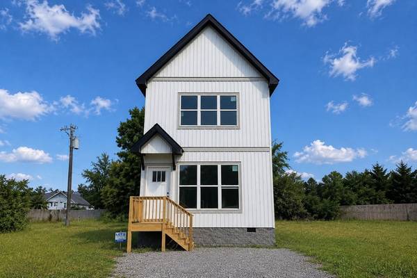 216 2nd St, Guthrie, KY 42234