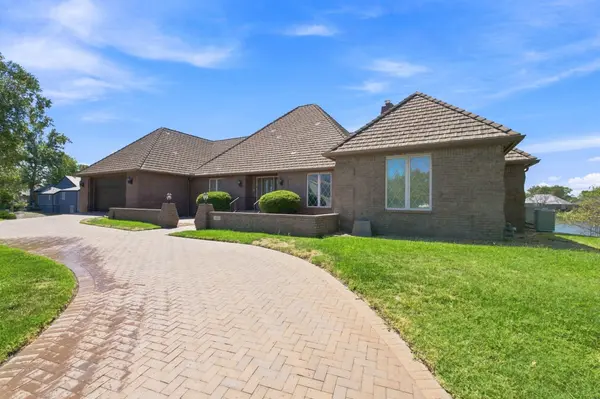 2833 W Keywest Ct., Wichita, KS 67204