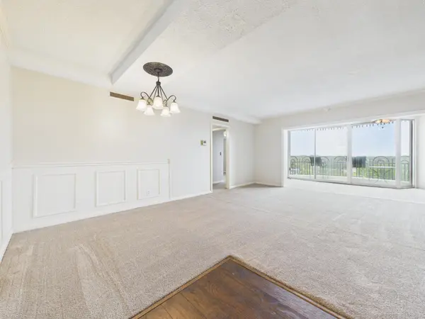 5051 E Lincoln St, Wichita, KS 67218