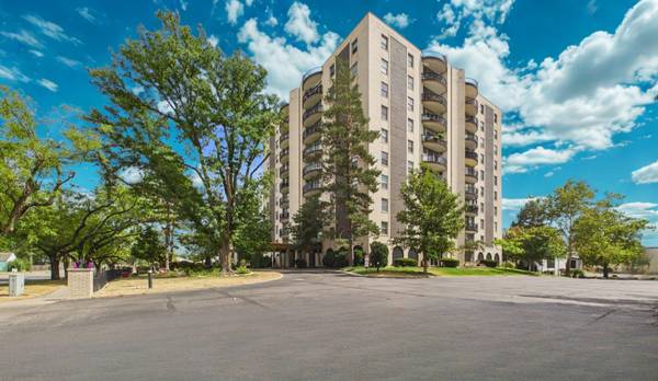 5051 E Lincoln St, Wichita, KS 67218