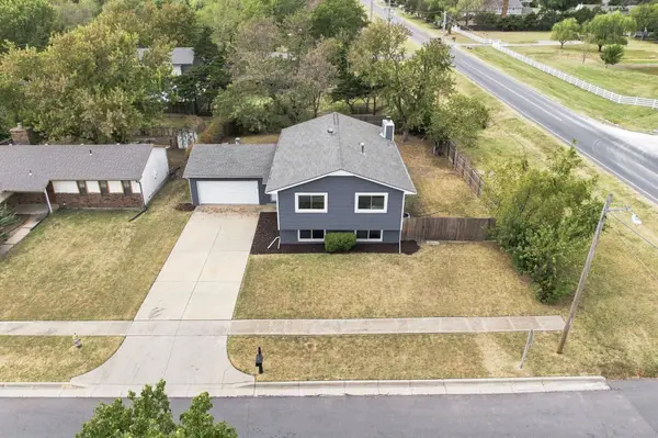 4565 N Hillcrest, Bel Aire, KS 67220