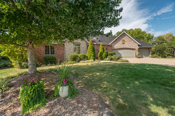 4515 S Forest AVE, Springfield, MO 65810