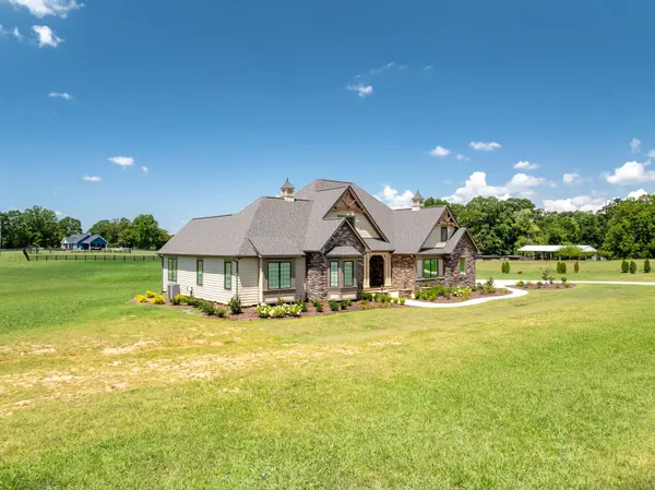 10445 New Cut RD, Campobello, SC 29322