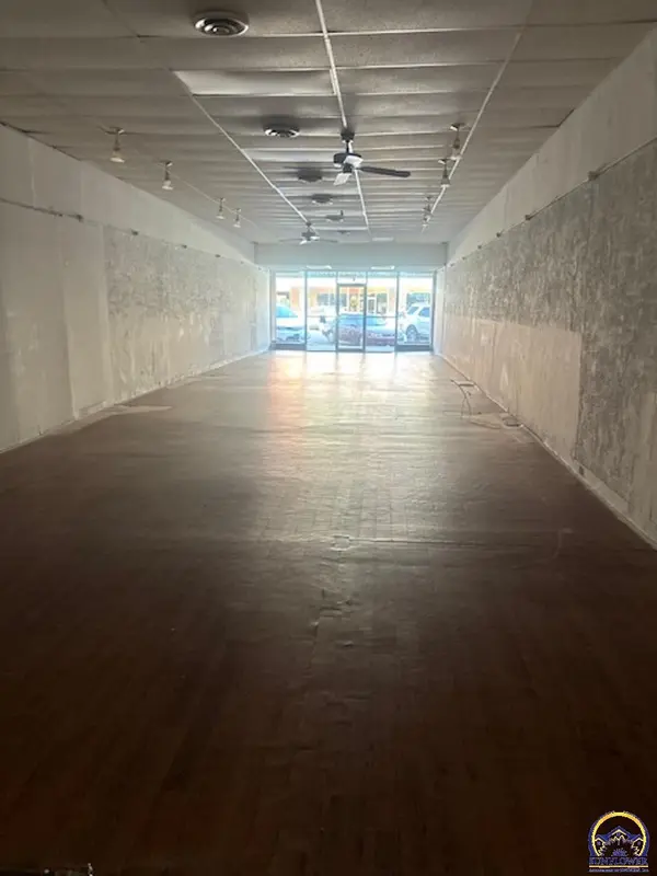 521 Commercial St, Emporia, KS 66801