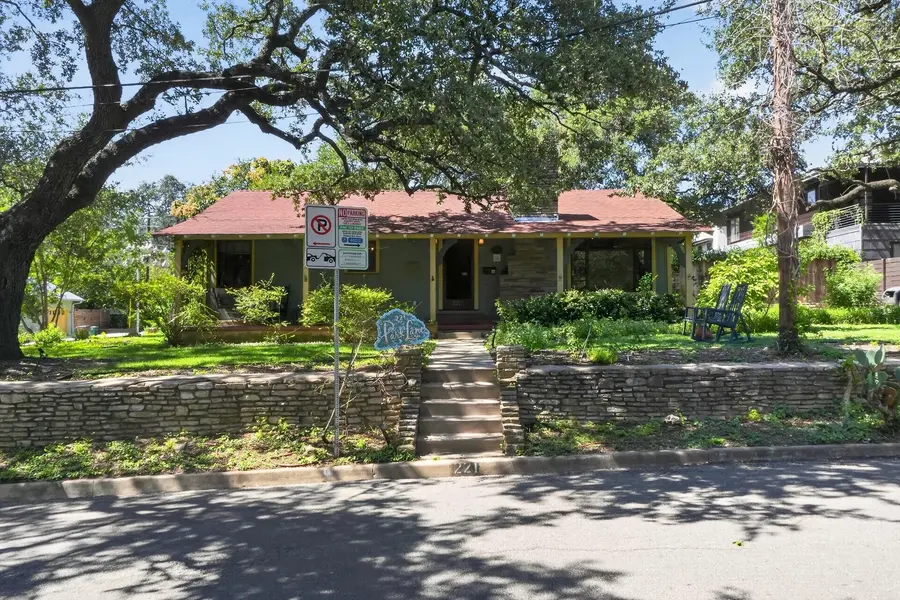 221 Park LN, Austin, TX 78704