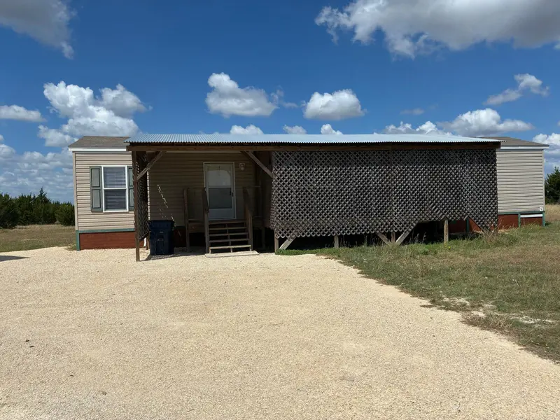 636 County Road 236, Florence, TX 76527