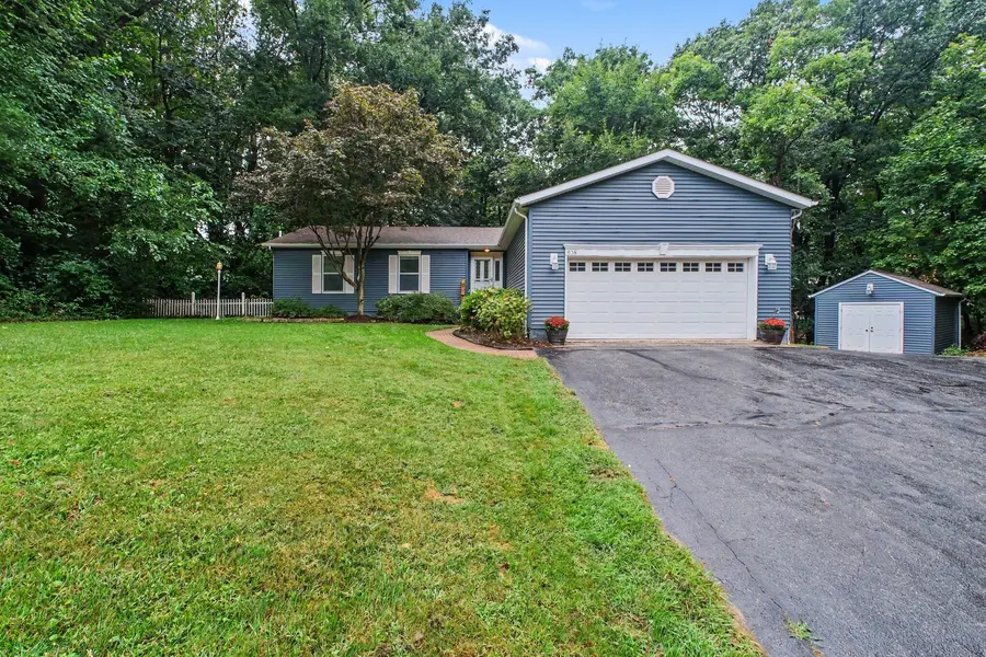 638 Hazelwood PATH, Valparaiso, IN 46385
