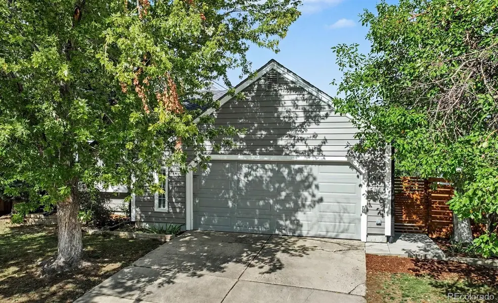 9647 W Elmhurst PL, Littleton, CO 80128